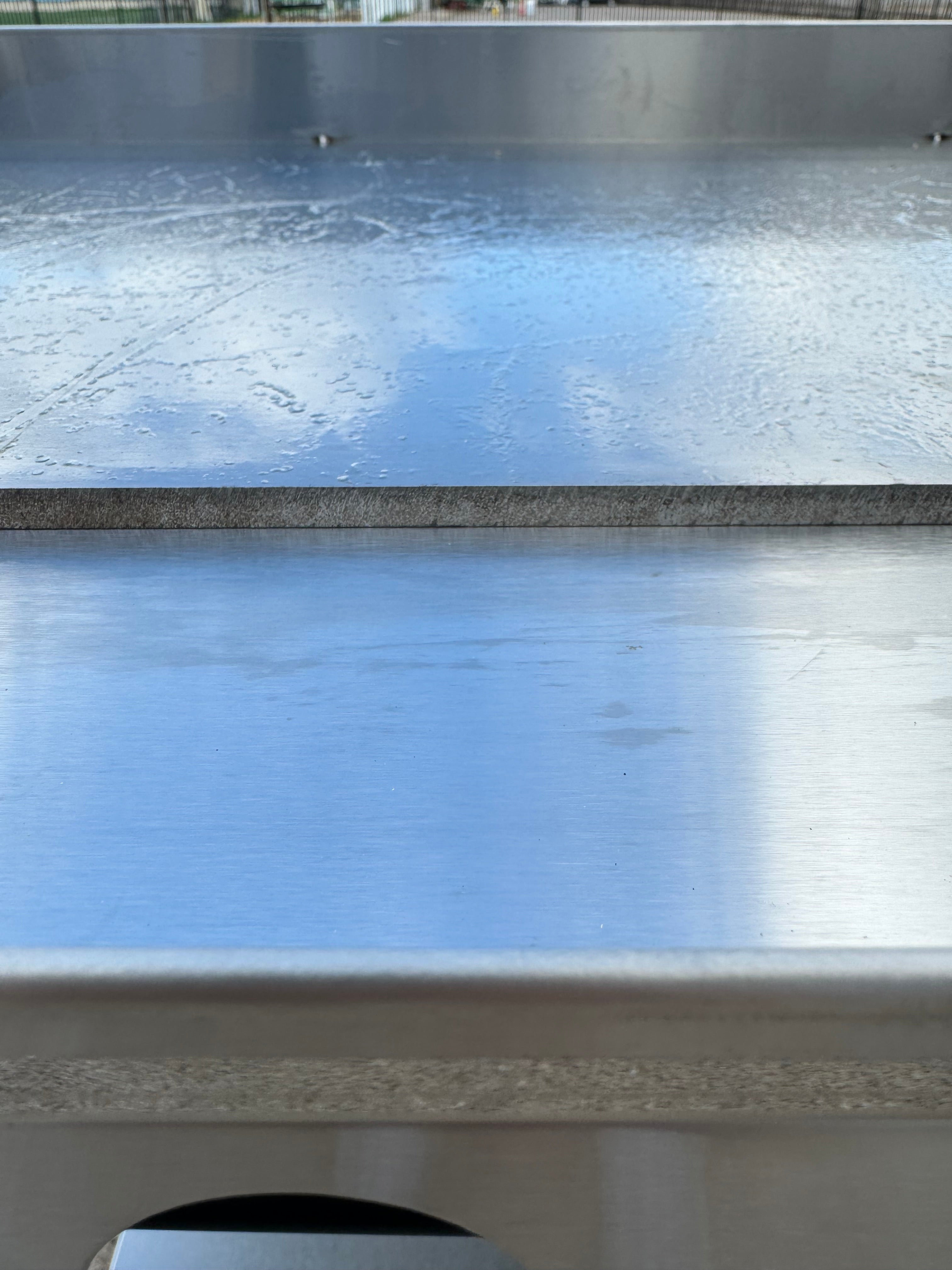 36β x 22β Griddle Flat Top Taco Cart with 22β Comal and 3 Pan Steam Table